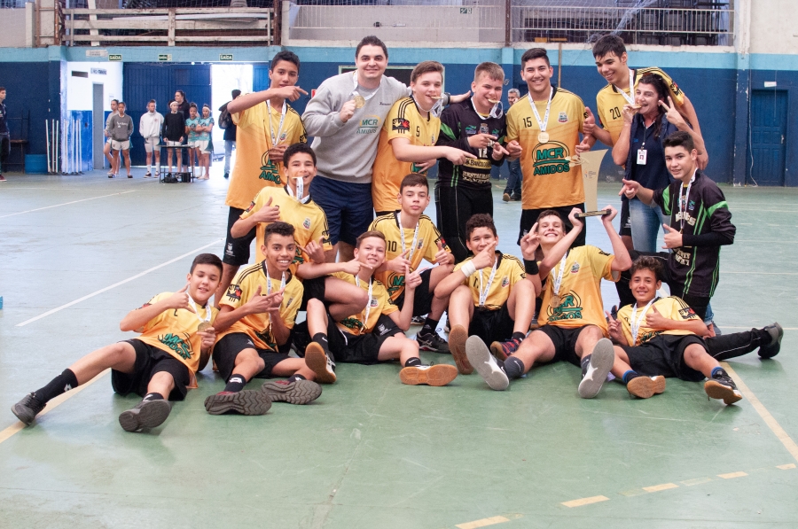 Colégio Novos Tempos - Nosso time sub-14 de handebol masculino é o