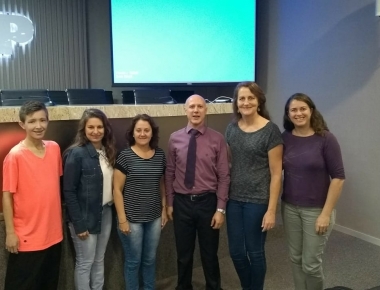 Representantes da Secretaria de Educação participam de curso na Amop