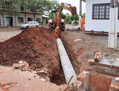 Iniciadas obras de revitalização da Rua Dr. Osvaldo Cruz em Mercedes