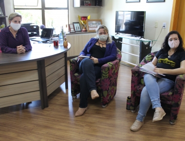 Reunião define adiamento da programação dos 28 anos de Mercedes