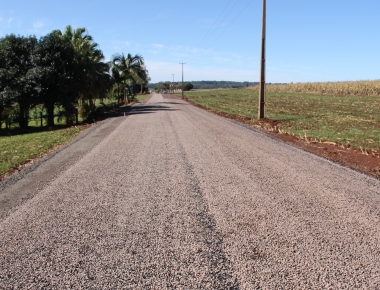 Última etapa da pavimentação asfáltica é iniciada na Linha Novo Rio do Sul