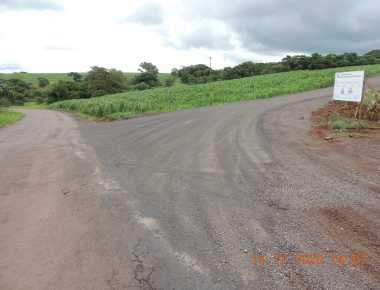 Trecho da Linha Gleba recebe pavimentação asfáltica