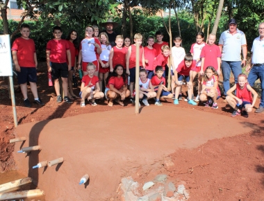 Dia Mundial da Ãgua: Mercedes realiza a recuperação de nascentes