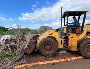 Recolha de galhos e entulhos é iniciada em Mercedes