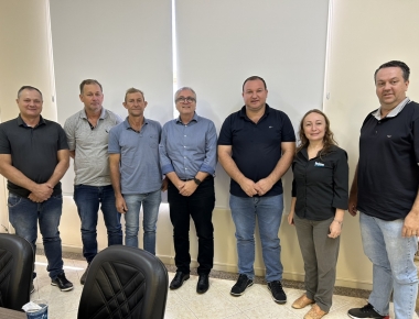 Mercedes sinaliza apoio a criação da sala de projetos de engenharia dos Lindeiros