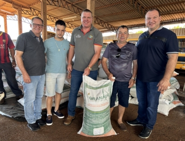 216 produtores recebem sementes de aveia