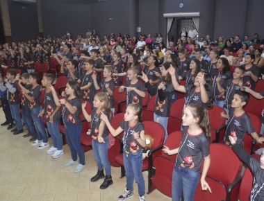 80 alunos se formam no Proerd