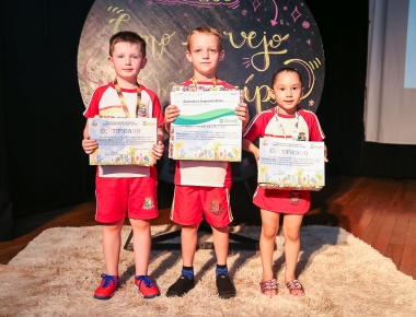 Premiados alunos vencedores do 1º Concurso de de Desenho, Frases, Redação e Poema 