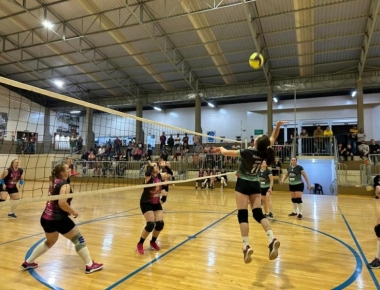 Começa hoje a 10ª edição do Municipal de Voleibol - Liga Jota e Solar Energy