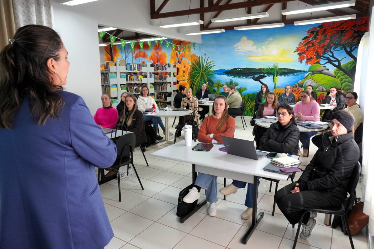 Iniciada a construção do Plano de Educação para a próxima década